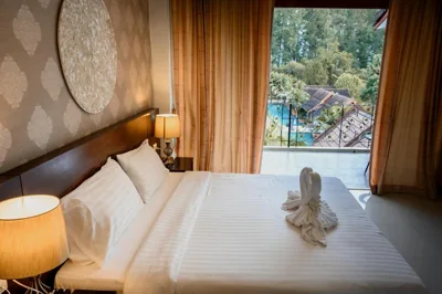 プールビュー・デラックスルーム — L'esprit De Naiyang Beach Resort